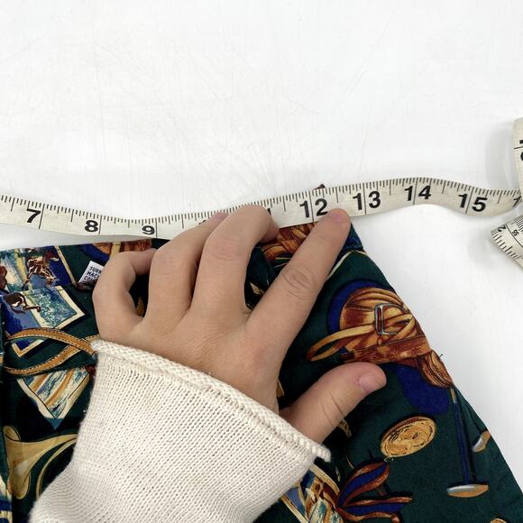 Vintage green patterned High Waisted Shorts - Picture 4 of 6